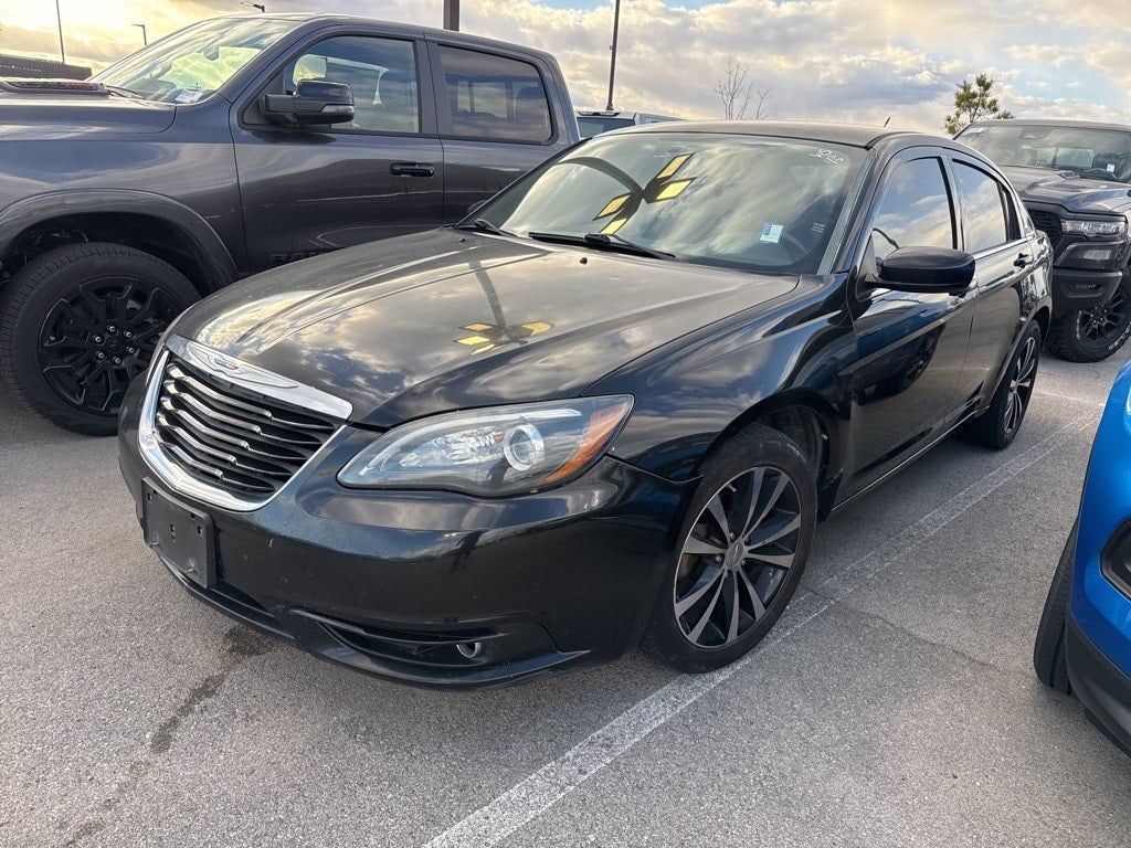 2013 Chrysler 200 Touring