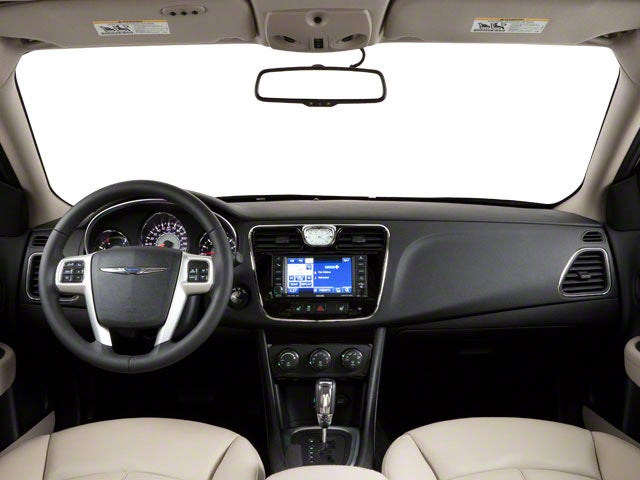 2013 Chrysler 200 Touring