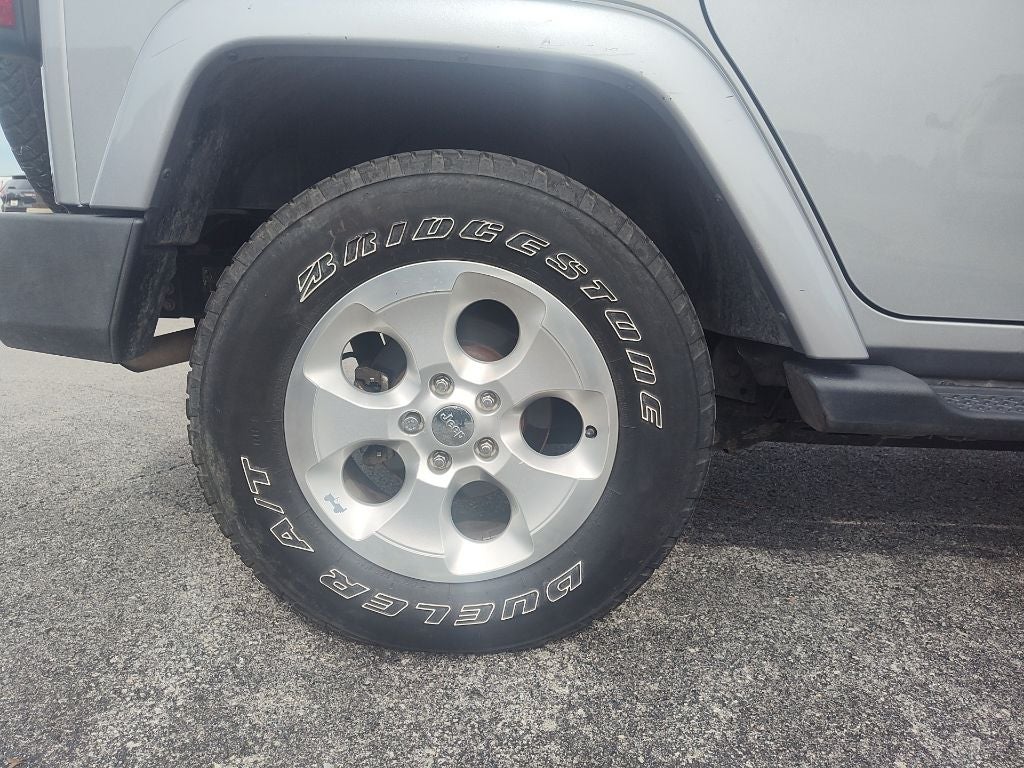 2013 Jeep Wrangler Sahara