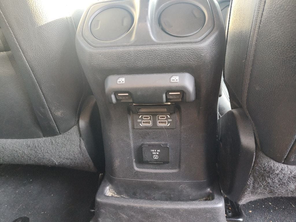 2022 Jeep Wrangler Sahara Altitude 4x4