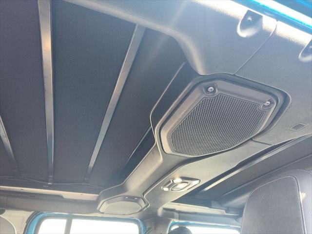 2022 Jeep Wrangler Sahara Altitude 4x4