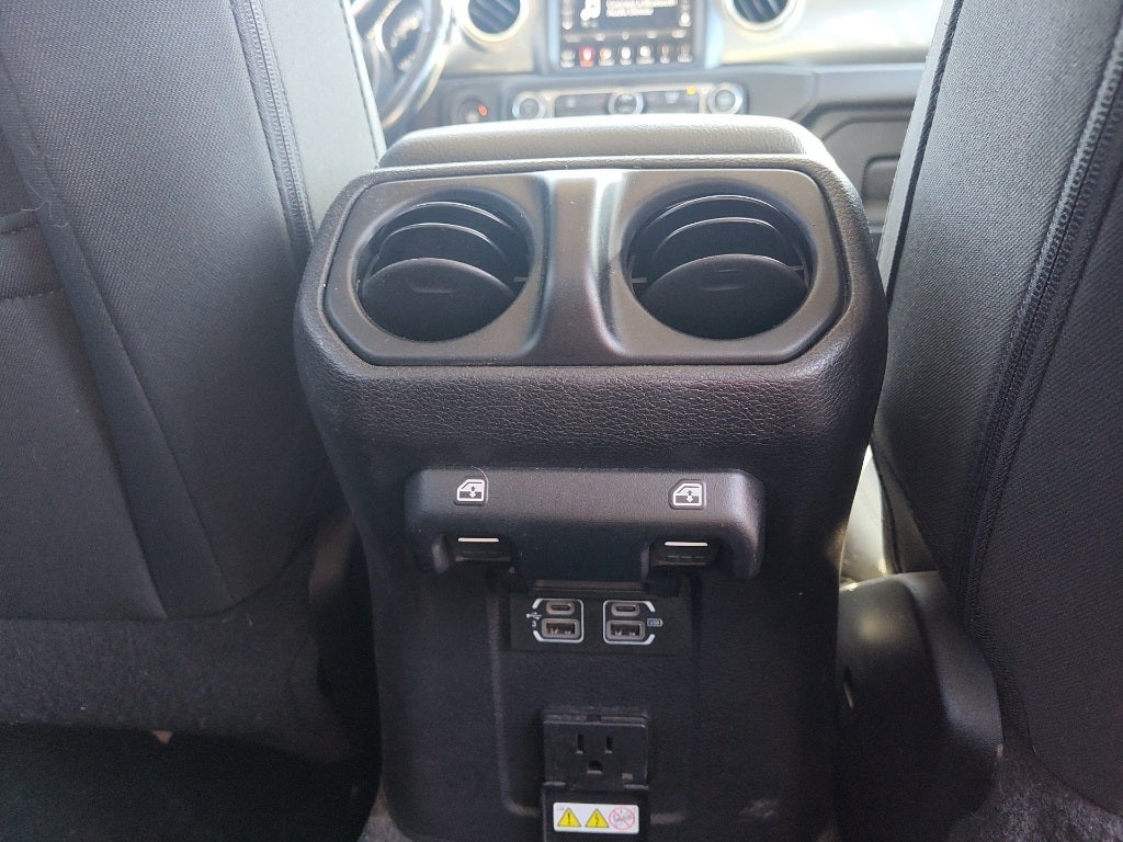 2018 Jeep Wrangler Sahara 4x4