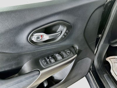 2020 Jeep Cherokee Limited FWD