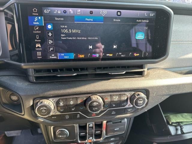 2024 Jeep Wrangler 4-Door Willys 4x4