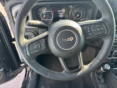 2025 Jeep Wrangler 4-Door Willys 4x4
