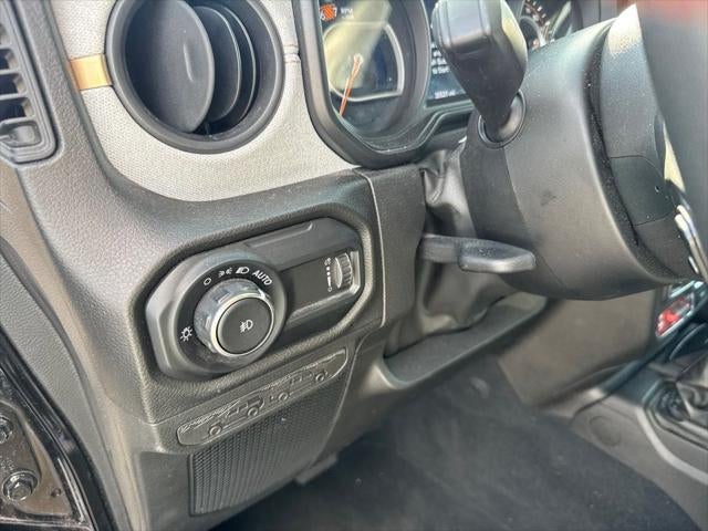 2025 Jeep Wrangler 4-Door Willys 4x4