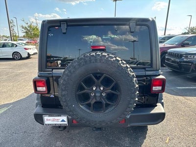 2025 Jeep Wrangler 4-Door Willys 4x4