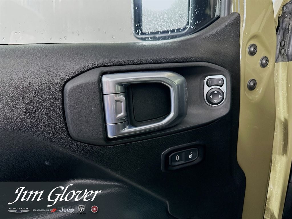 2025 Jeep Wrangler 4-Door Willys 4x4