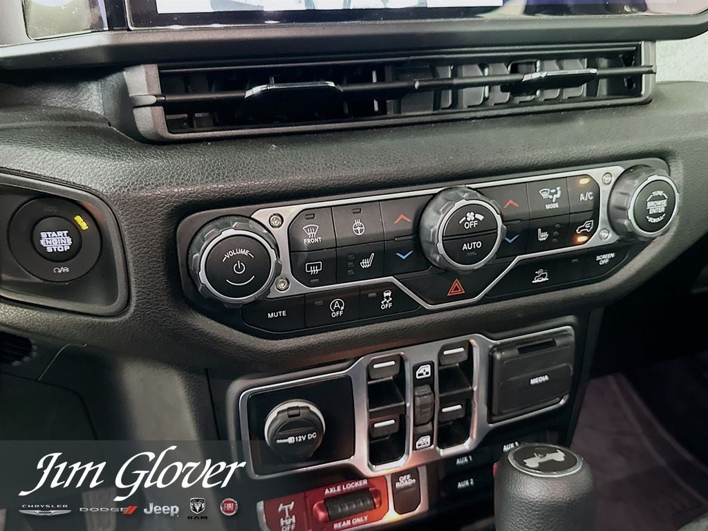 2025 Jeep Wrangler 4-Door Willys 4x4