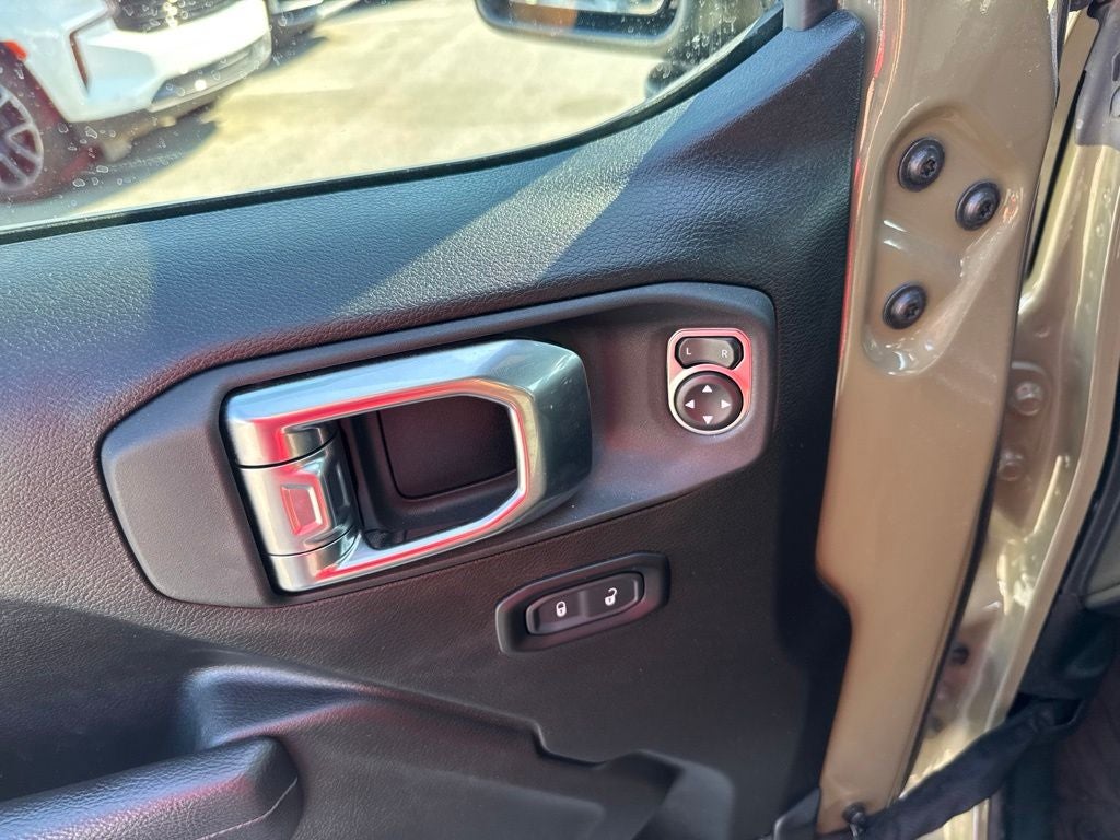2025 Jeep Wrangler 4-Door Willys 4x4