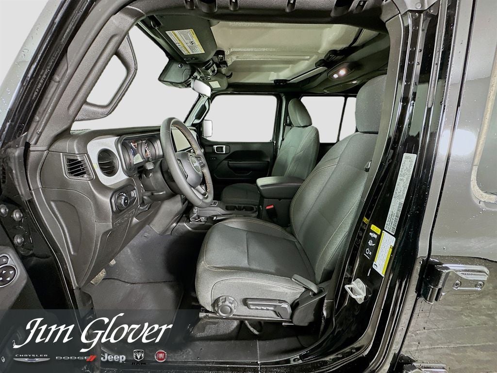2025 Jeep Wrangler 4-Door Summit 4x4