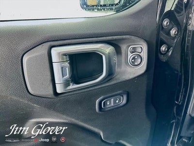 2025 Jeep Wrangler 4-Door Summit 4x4