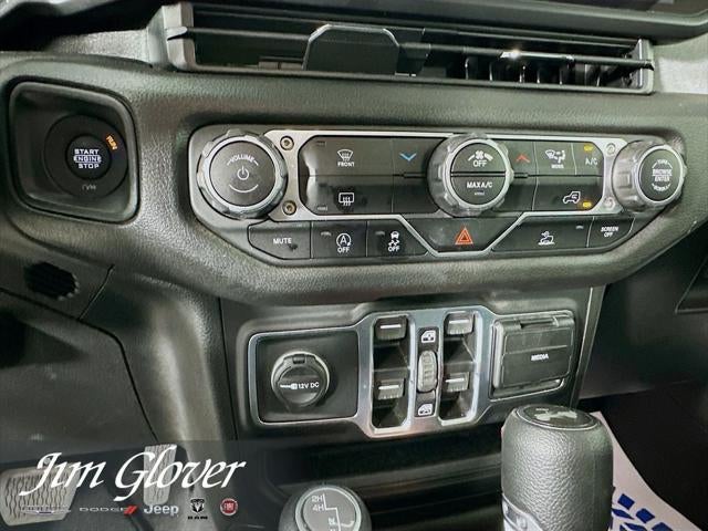 2025 Jeep Wrangler 4-Door Summit 4x4
