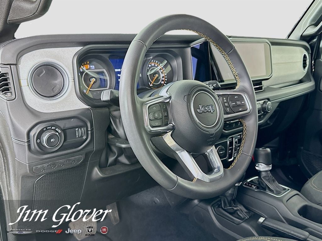 2025 Jeep Wrangler 4-Door Sahara 4x4