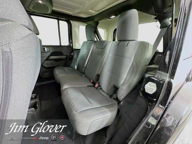 2025 Jeep Wrangler 4-Door Sahara 4x4