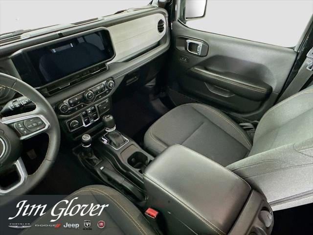 2025 Jeep Wrangler 4-Door Sahara 4x4