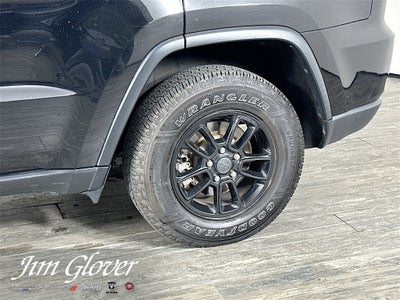 2019 Jeep Grand Cherokee Laredo E 4x2