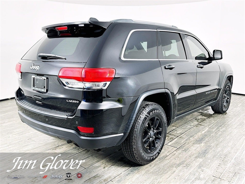 2019 Jeep Grand Cherokee Laredo E 4x2