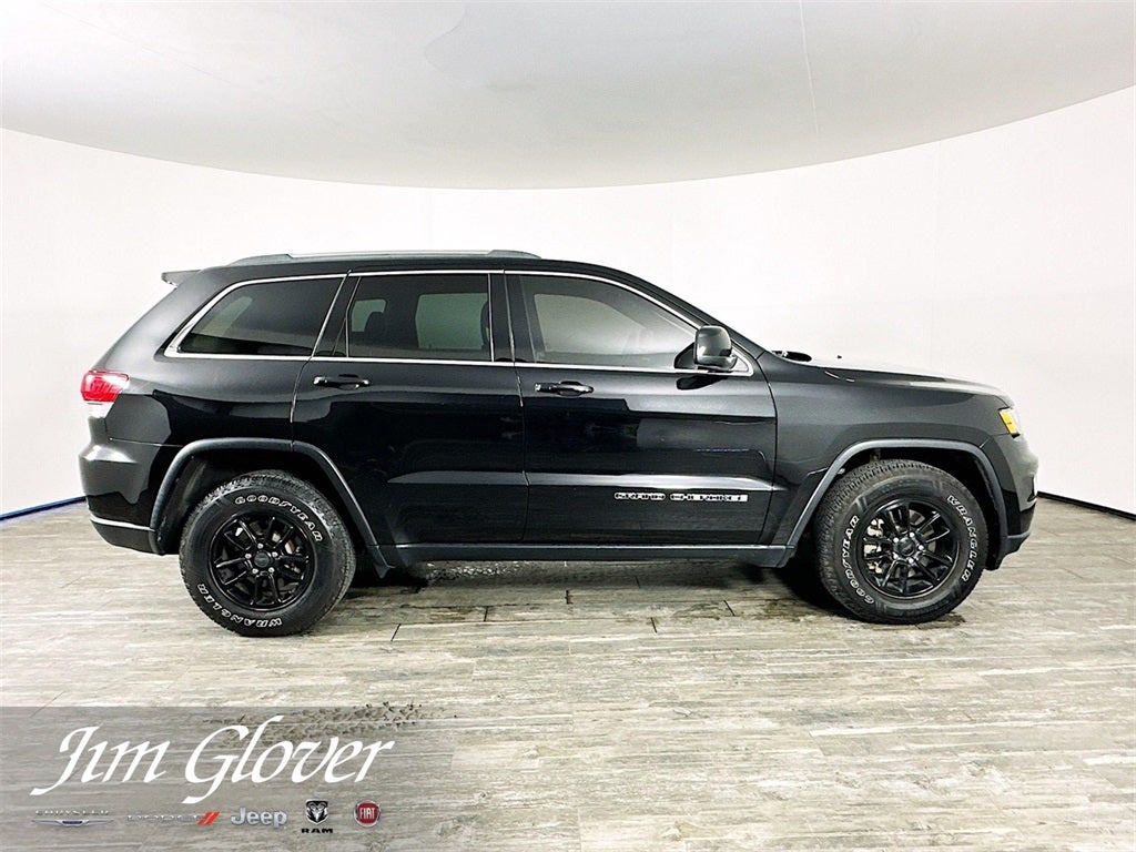 2019 Jeep Grand Cherokee Laredo E 4x2