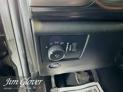 2019 Jeep Grand Cherokee Laredo E 4x2