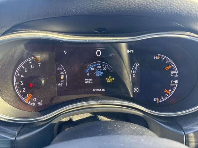 2021 Jeep Grand Cherokee Laredo X 4x4