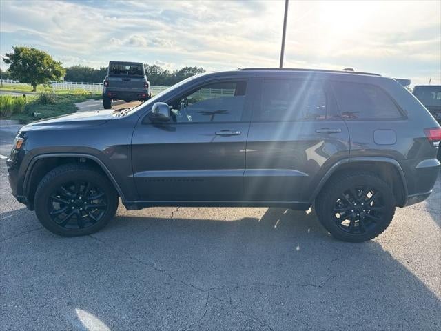 2021 Jeep Grand Cherokee Laredo X 4x4