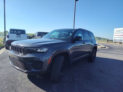 2025 Jeep Grand Cherokee Altitude X 4x4