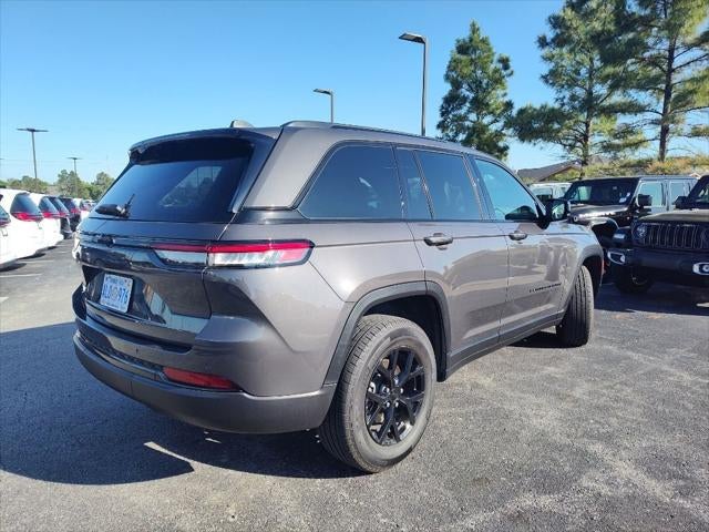 2025 Jeep Grand Cherokee Altitude X 4x4