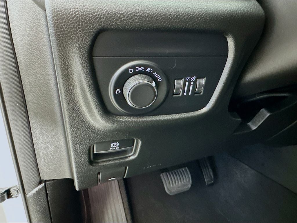 2025 Jeep Grand Cherokee Altitude X 4x4