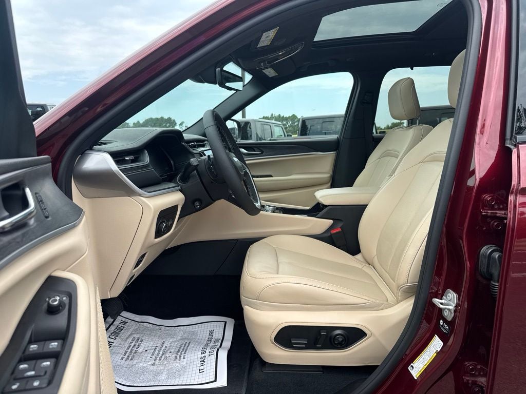 2025 Jeep Grand Cherokee Limited 4x4