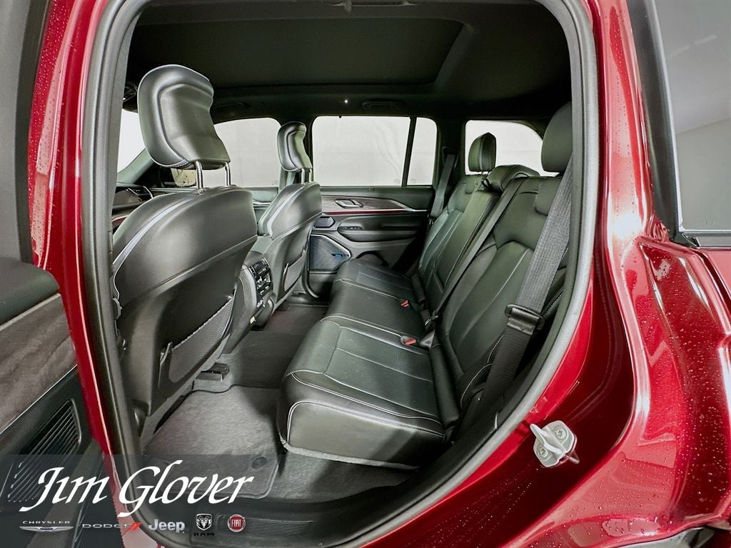 2022 Jeep Grand Cherokee Overland 4x4