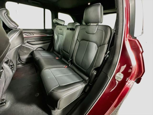 2025 Jeep Grand Cherokee Overland 4x4