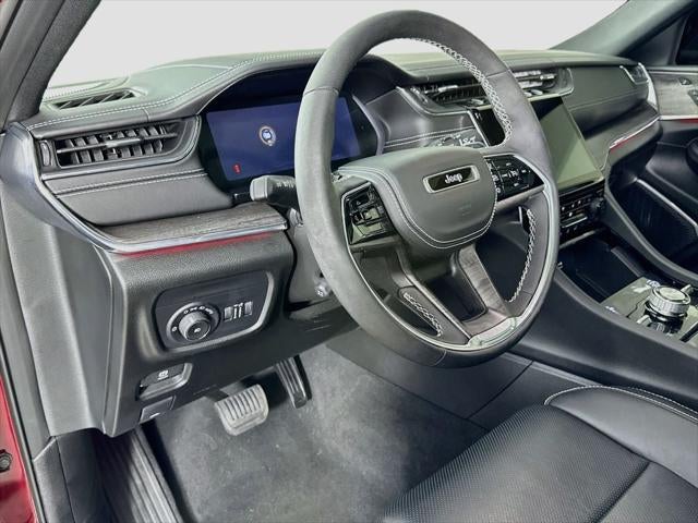 2025 Jeep Grand Cherokee Overland 4x4