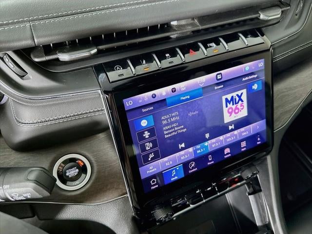 2025 Jeep Grand Cherokee Overland 4x4