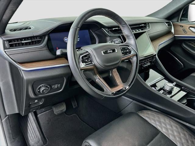 2025 Jeep Grand Cherokee Summit 4x4