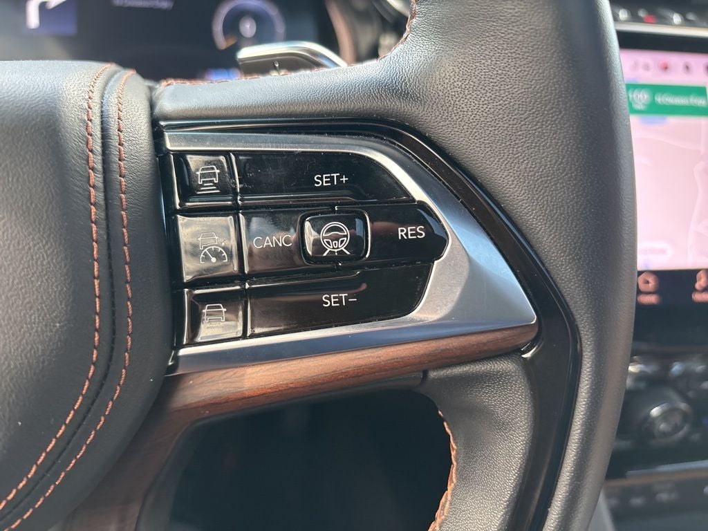 2022 Jeep Grand Cherokee Summit 4x4