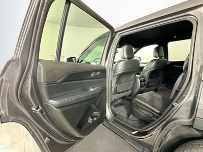 2024 Jeep Grand Cherokee L Altitude 4x4