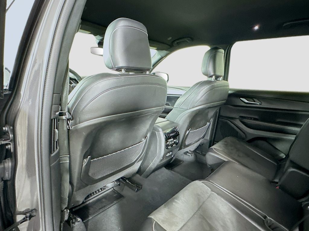 2024 Jeep Grand Cherokee L Altitude 4x4