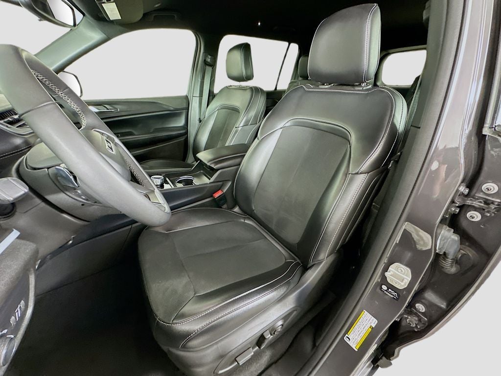 2024 Jeep Grand Cherokee L Altitude 4x4