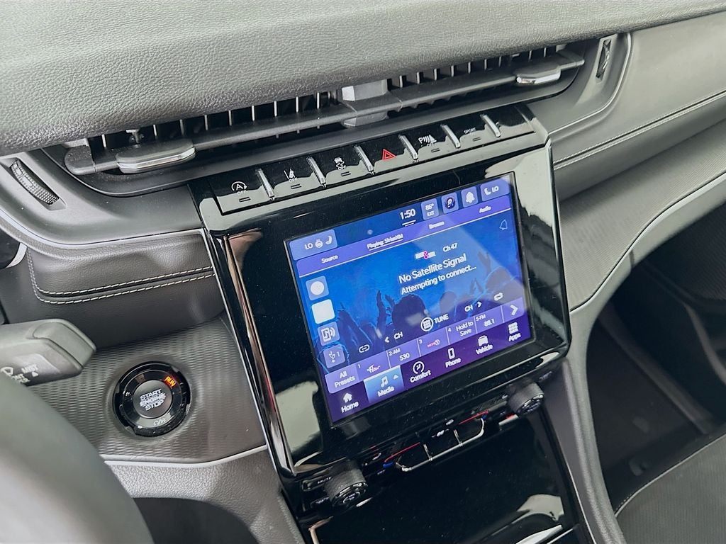 2024 Jeep Grand Cherokee L Altitude 4x4
