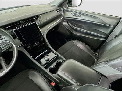 2024 Jeep Grand Cherokee L Altitude 4x4