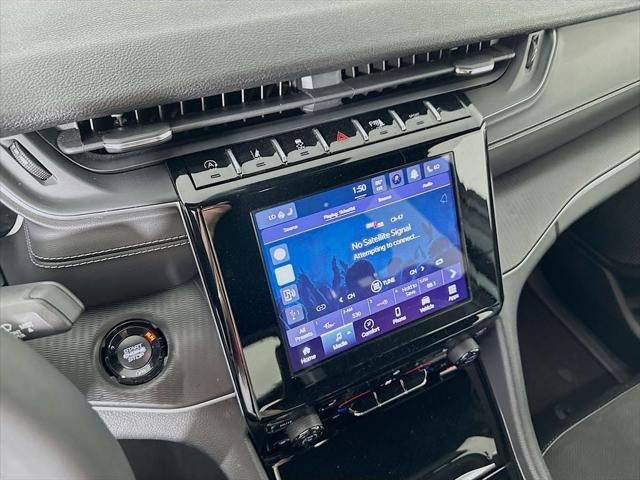 2024 Jeep Grand Cherokee L Altitude 4x4