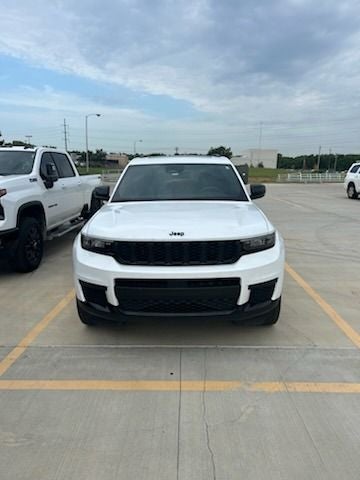2024 Jeep Grand Cherokee L Altitude X 4x4