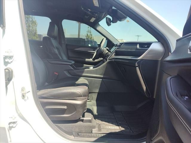 2024 Jeep Grand Cherokee L Altitude X 4x4