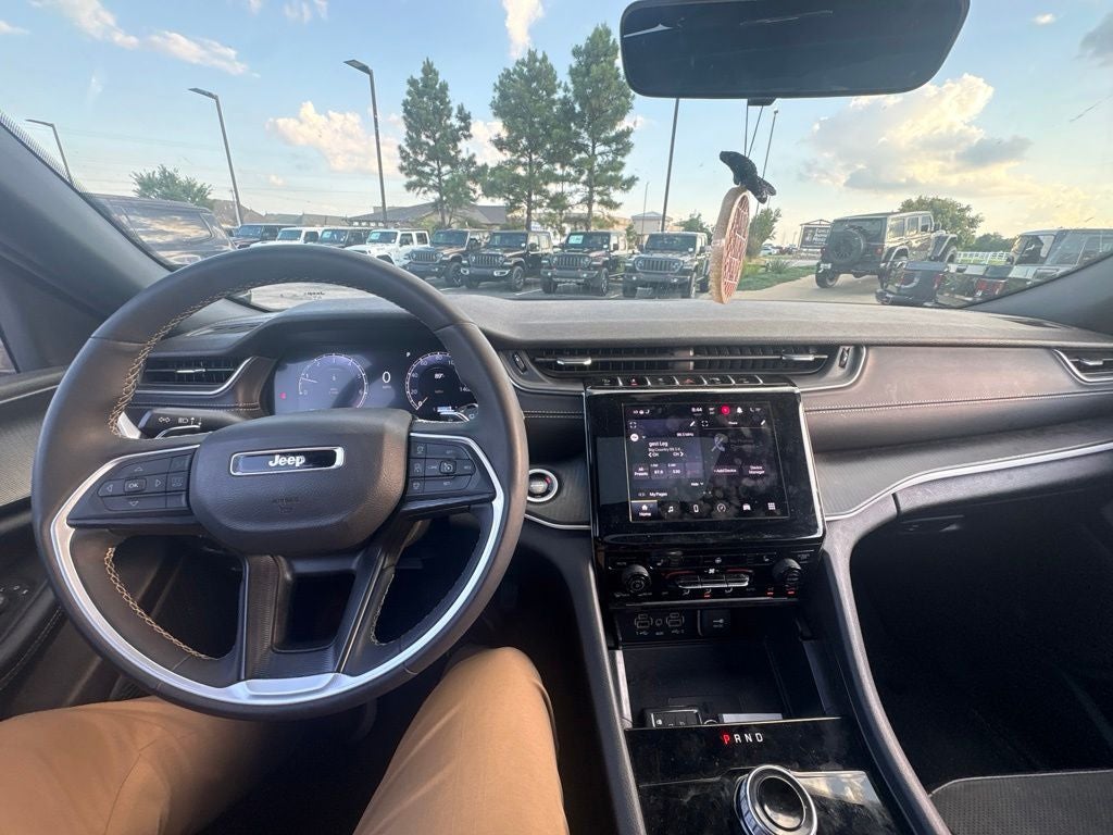 2025 Jeep Grand Cherokee L Altitude X 4x4