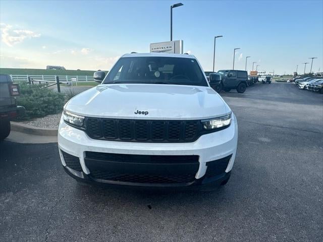 2025 Jeep Grand Cherokee L Altitude X 4x4
