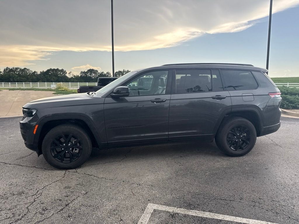 2025 Jeep Grand Cherokee L Altitude X 4x4