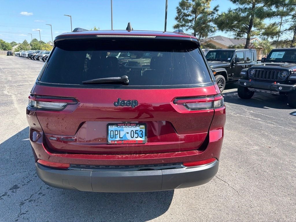 2023 Jeep Grand Cherokee L Altitude 4x4