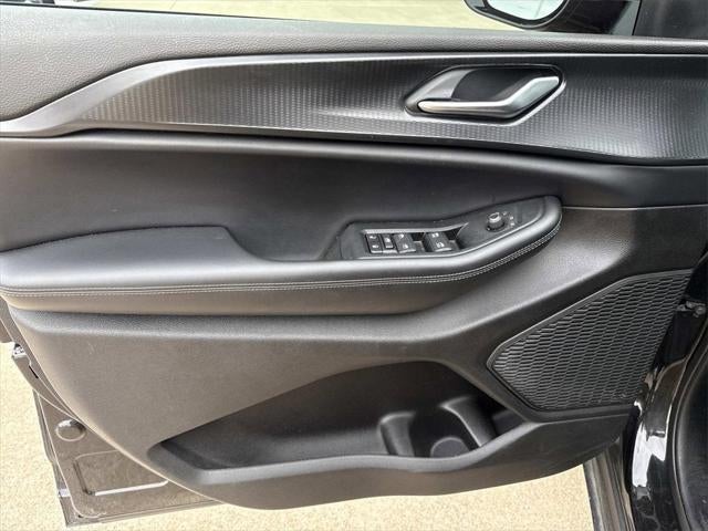 2025 Jeep Grand Cherokee L Altitude X 4x4