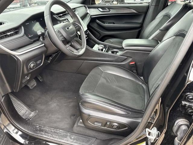 2025 Jeep Grand Cherokee L Altitude X 4x4